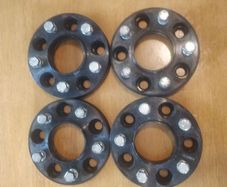 Wheel Spacers 2 X 30mm, 2 X 25mm.