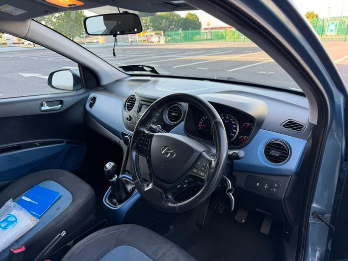 162 Hyundai i10