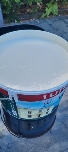 Fleetwood Weatherclad Exterior Paint Alpen White (Cream)