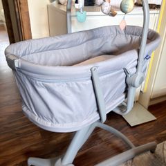 Chicco baby hug 5 in 1 crib