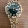 Diamond type gold plated watch Image 2