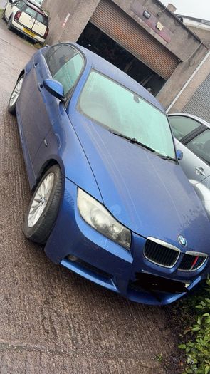 BMW e90 318i msport