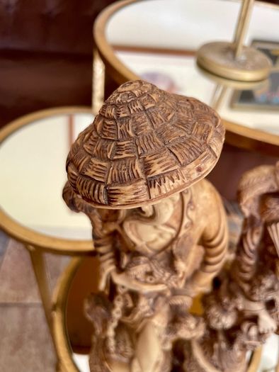 Vintage Oriental Resin Sculptured Figures Traditional Attire 1970s
