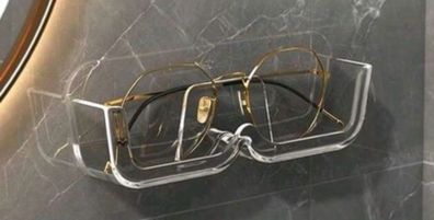 3 Clear Glasses Holders