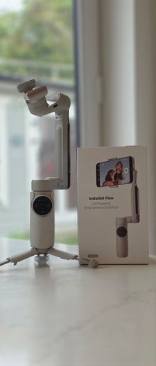 insta360 flow smartphone stabilizer