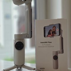 insta360 flow smartphone stabilizer