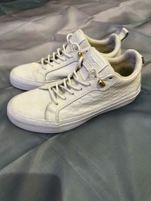 Converse unisex shoes
