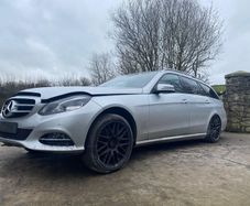 2013 Mercedes E250 2.2 diesel  BREAKING for parts