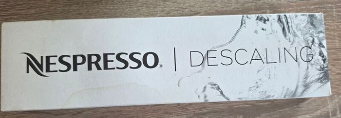 Nespresso Vertuo coffee set, pod tower, glass tray with pod holder, 1 Descaler pouch.