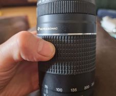 Canon EF 75 to 300mm f4-5.6 III USM telephoto zoom lens