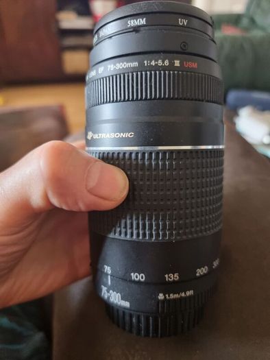 Canon EF 75 to 300mm f4-5.6 III USM telephoto zoom lens