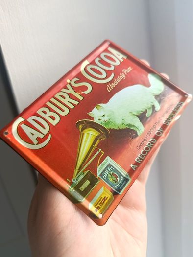 Cadbury's Cocoa Red with white Cat Wall Retro Vintage Sign Plate 8x11 cm Metal
