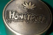 Honeypuff Golden Leaf metal herb grinder 3 layer