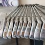 Dunlop golf clubs. Right handed clubs Image 3