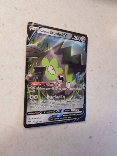 Galarian Stunkfish V Pokemon Card
