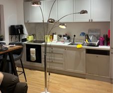 Tall 5 Arm Lamp