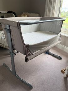 Chicco next to me baby crib