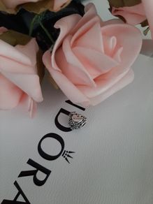 new genuine pandora Flower Heart Mum charm