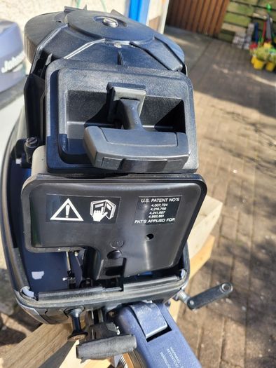 Johnson 8hp outboard - long shaft