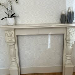 Fireplace surround
