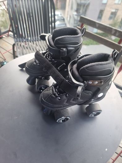 Kids Roller Skates Size 31-34