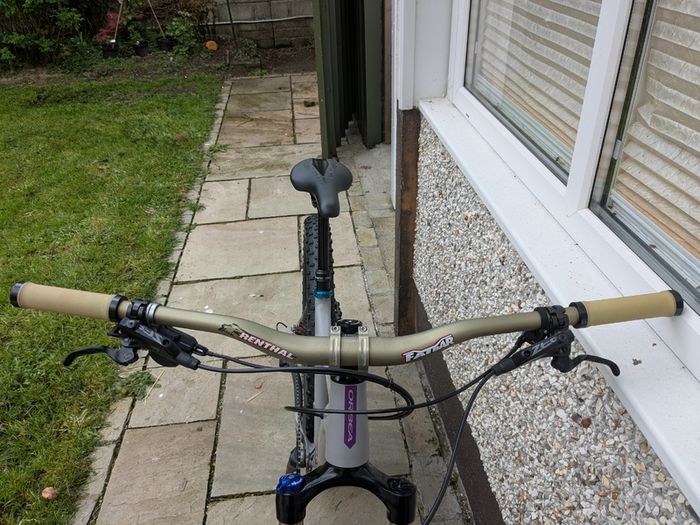 Orbea Laufey 27+ H30 (Size M) - Less than 500km