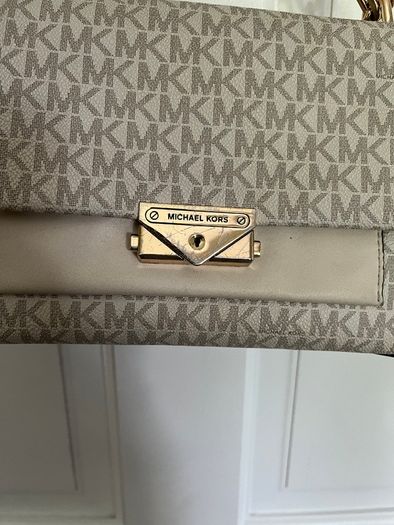 Micheal kors  Cece Medium logo shoulder bag