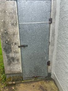 metal door