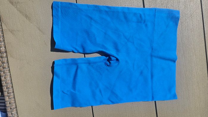 Blue shorts