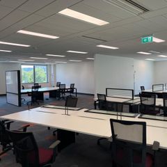 office x 400 Job lot groups of 6 work stations