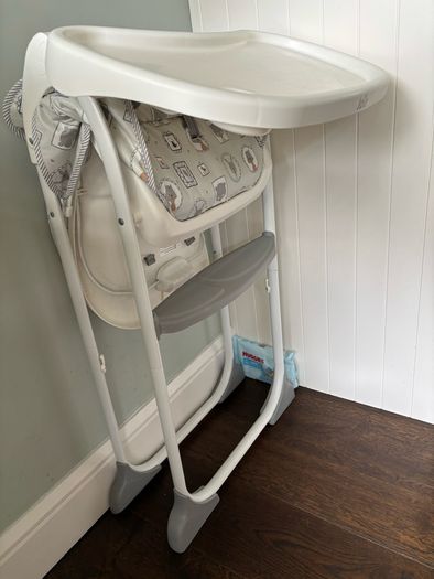 Foldable baby high chair