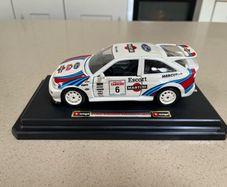 Ford Escort RS Cosworth 1/24 Burago