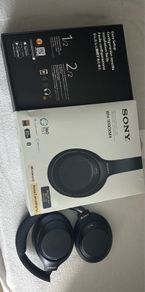 Sony XM4 Headphones