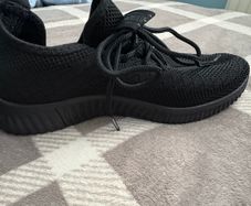 Crosshatch Womens Runout Trainers Black Mono Textile upper. Synthetic sole.
