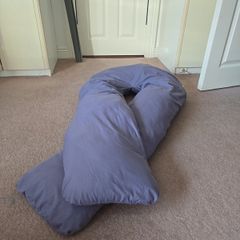 Large pregnancy pillow