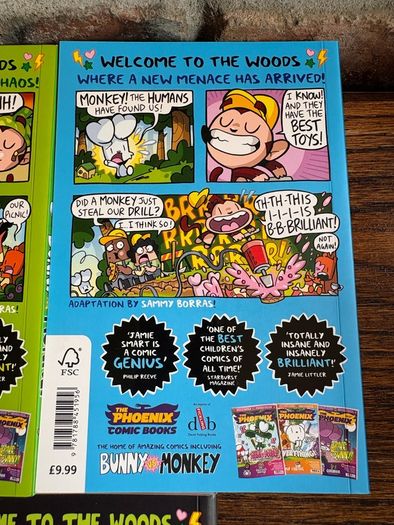 BRAND NEW - Bunny vs Monkey book set (5)