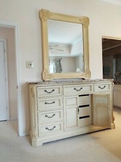 Thomasville Dresser