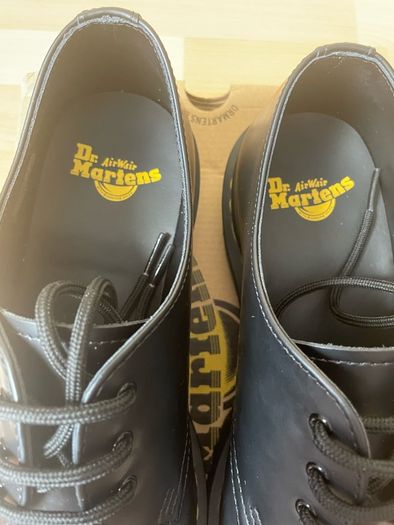 Dr. Martens 1461 shoe, size 9