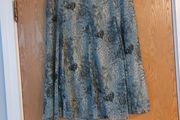 B. Young Skirt.  S. 12.   New - No Tag.
