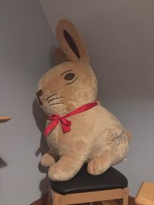 Giant Lindt Easter Bunny
