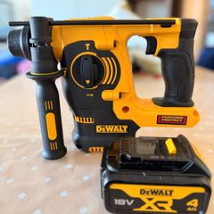 DeWalt DCH253 18V SDS-Plus Rotary Hammer Brand New + 4Ah Battery