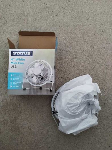 Status: 4 inches White Mini Fan USB