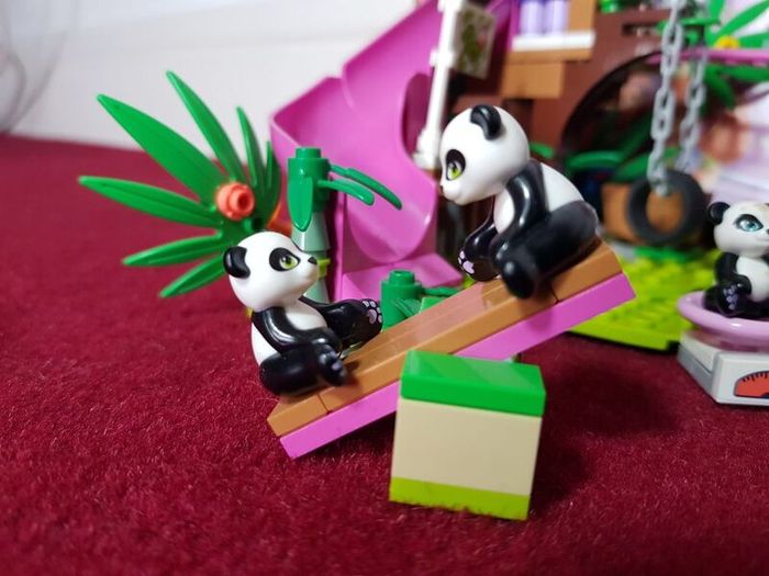 LEGO Friends Panda tree house 41422