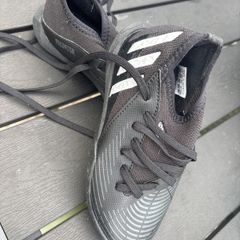 Addidas predator Astro boots - brand new UK 11.