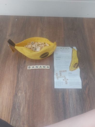 Bananagrams board game