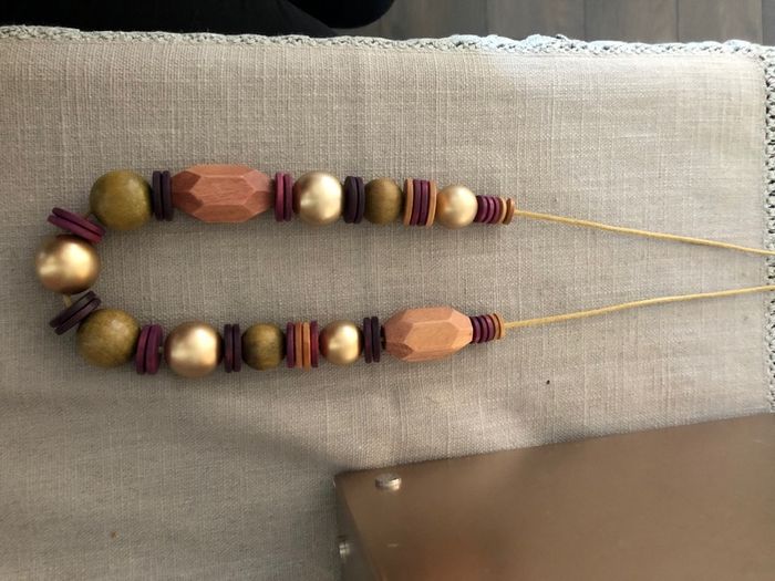 Necklace wooden bead