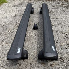 Thule WingBar Evo 118cm Roof Bars & Thule Evo Flush Rail Foot