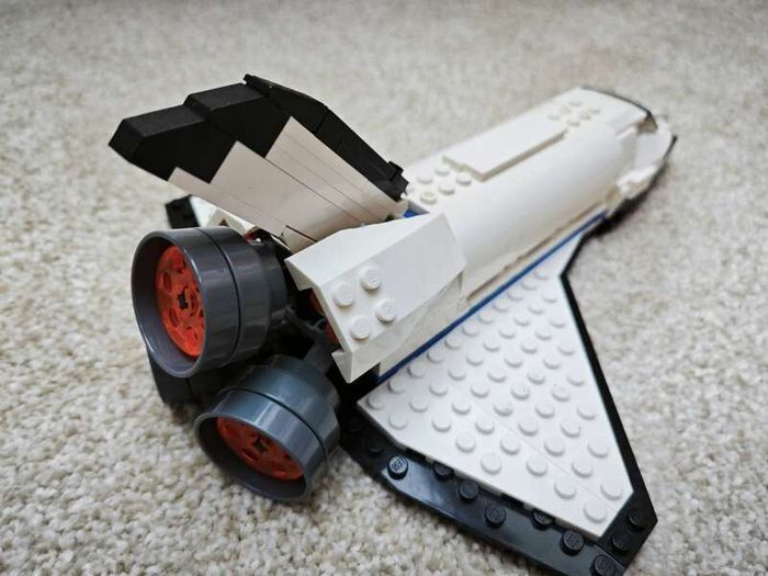 LEGO 31066 Space Shuttle Explorer