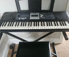 Yamaha Keyboard