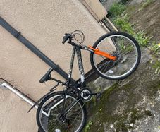 Push bike for SALE, comes with helmet and big lock ,used about 4 times